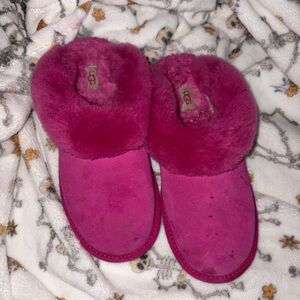 UGG Fuchsia Plush Slippers big kids size 4